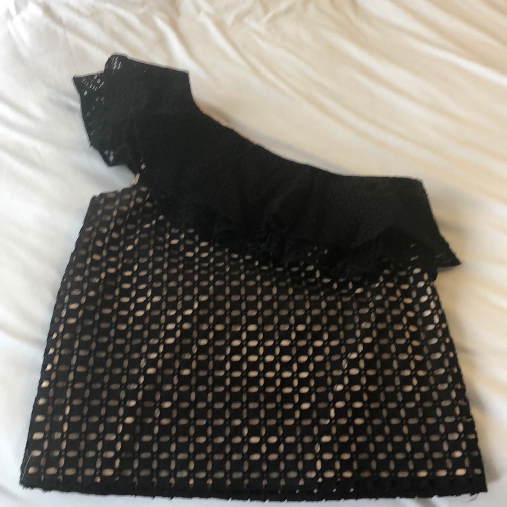 Black assymetrical top